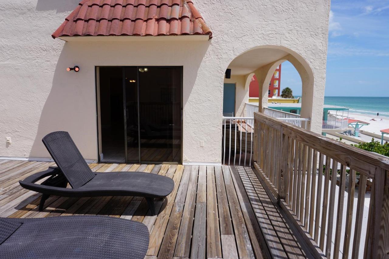 Redington Surf Resort By Travel Resort Services St. Pete Beach Εξωτερικό φωτογραφία